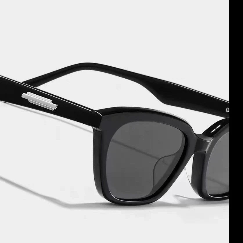 Anti Ultra-violate branded sunglass for men and women (ALAUDDIN)