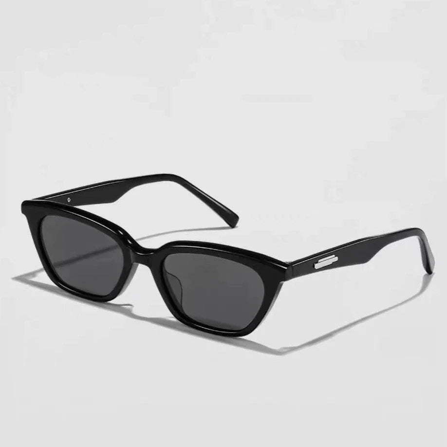 Anti Ultra-violate branded sunglass for men and women (ALAUDDIN)