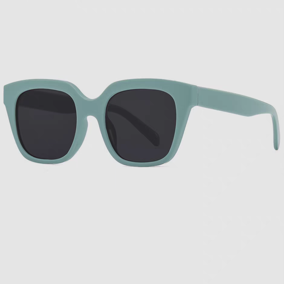 Big Frame glass, Anti-Ultraviolet Premium Sunglass and Shades for women (ALAUDDIN)