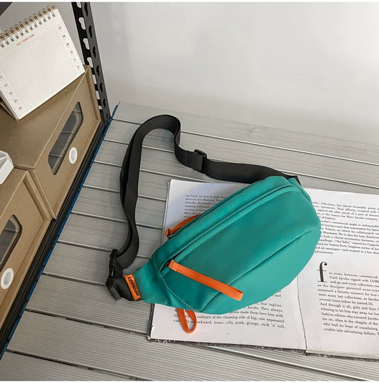 Colorful and stylish mini crossbody bag, lightweight everyday bag with adjustable strap and free pendant (ALAUDDIN)