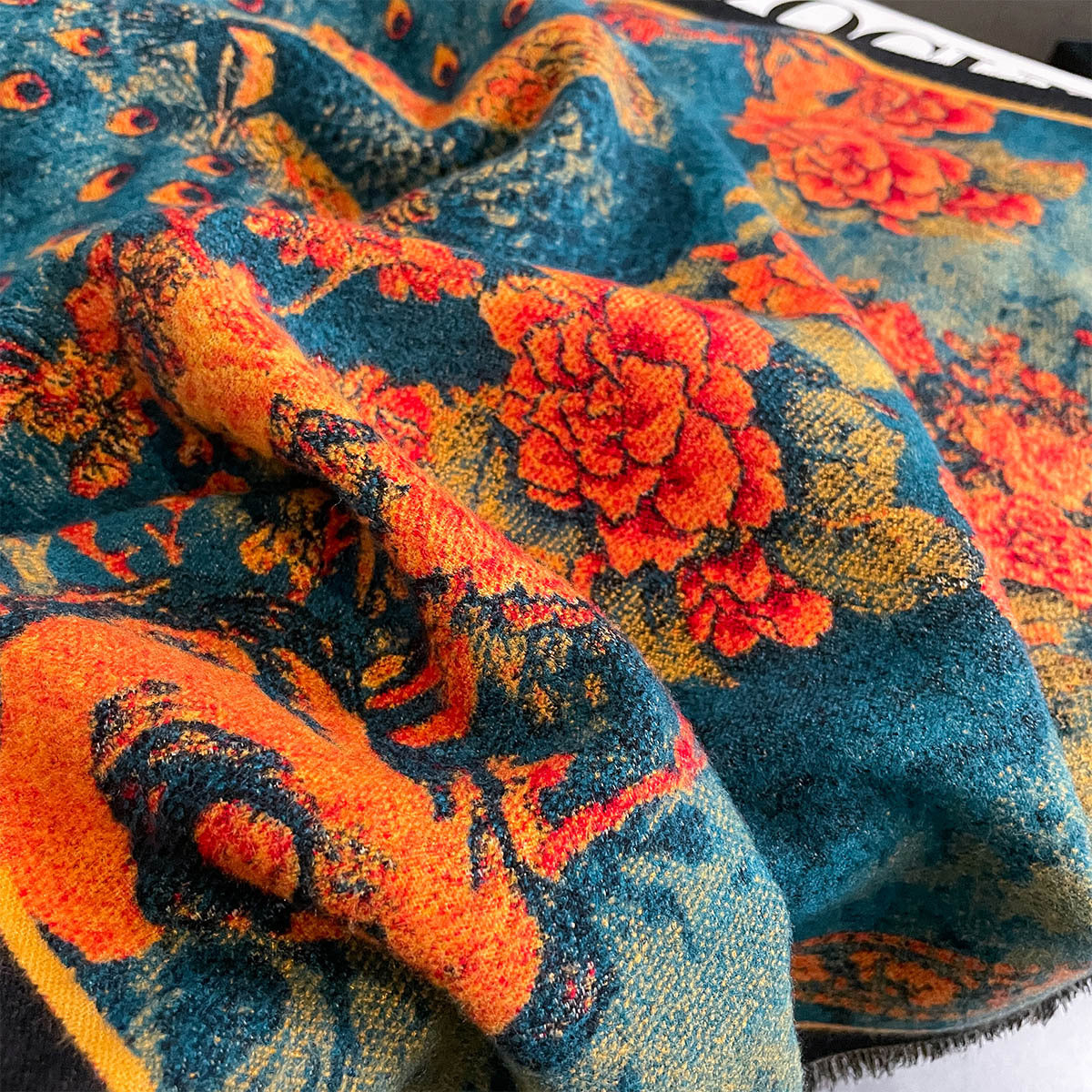 Luxurious Floral Peacock Oil Painting Winter Shawl for Women