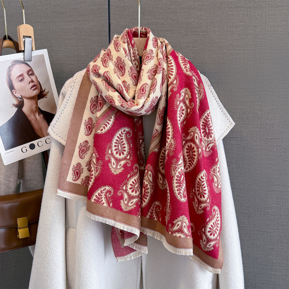 Elegant Double-Sided Red Paisley Cashew Flower Printed Winter Shawl