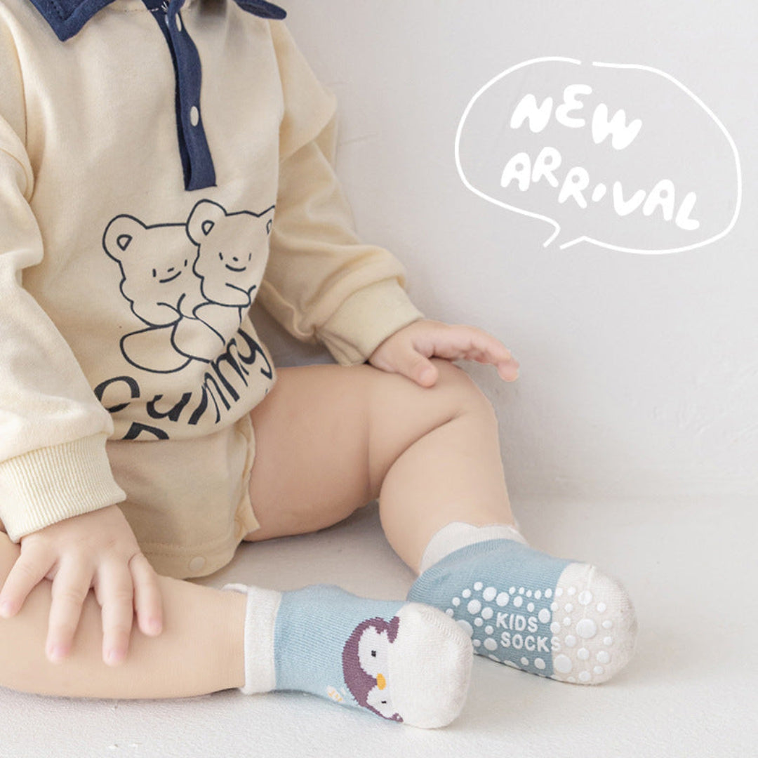 Anti-Slippery Cute Cartoon Printed Heel Style Soft Kids Socks