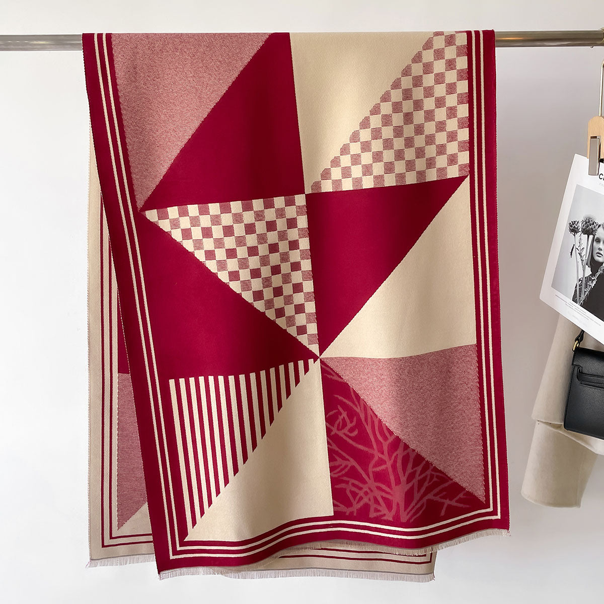 Women's Luxury Retro Style Geometric Pattern Printed Shawl For Winter
